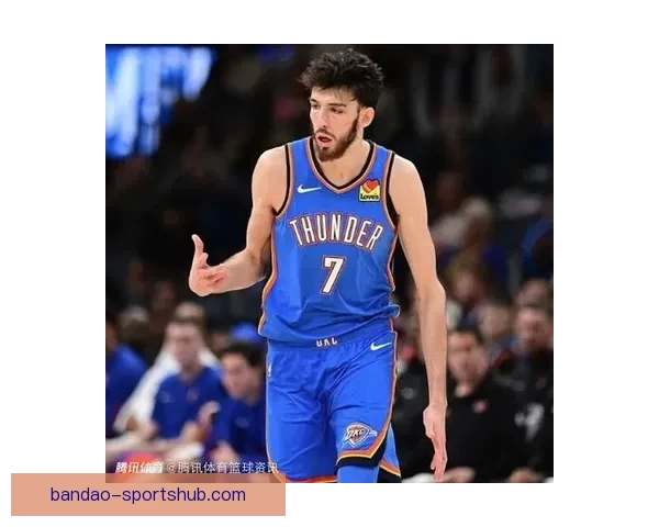 霍姆格伦社媒头像变身中东风格形象引发关注与讨论