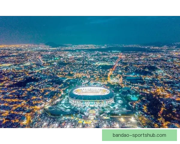 2026年世界杯将首次由三国联合举办 探索美国 加拿大 墨西哥的足球魅力